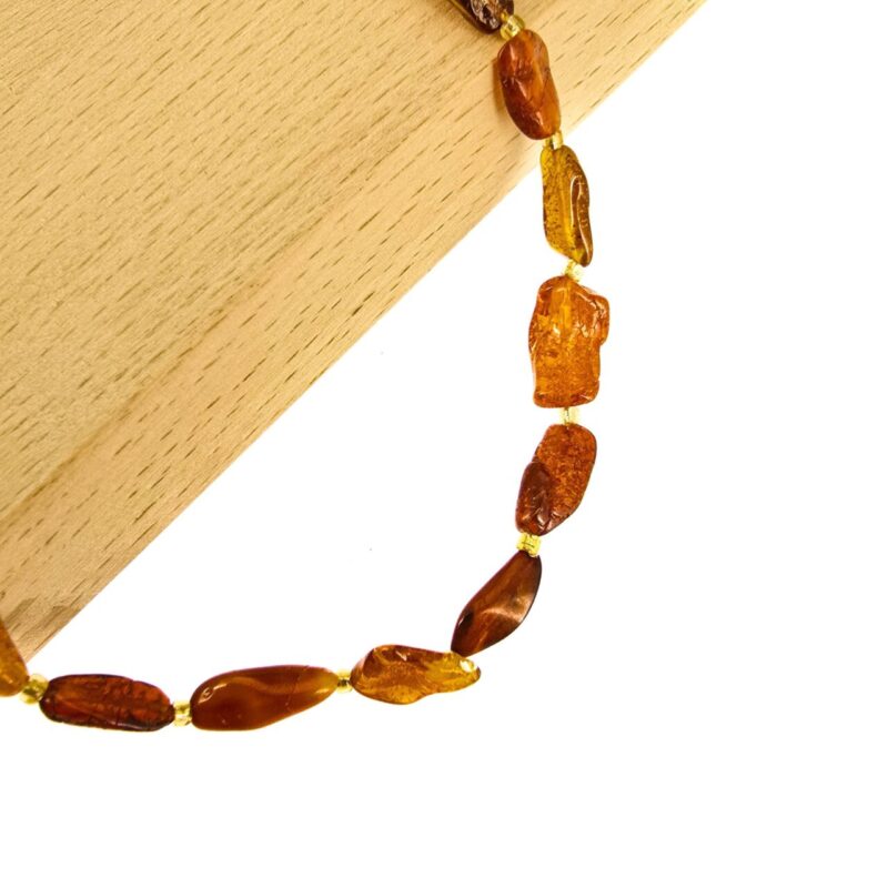 Amorf Acik Kahve Yetiskin Kehribar Kolye 2