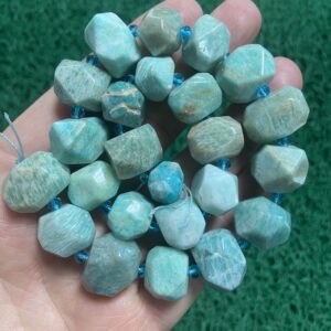 Küp Amazonit Taşı 18 MM