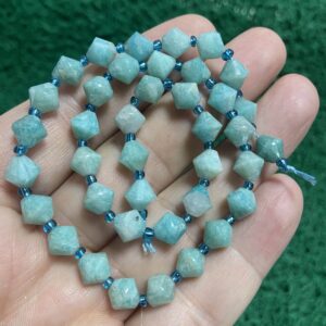 Piramit Amazonit Taşı 7 MM