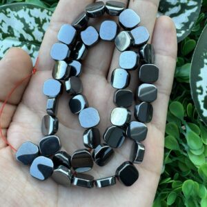 Tila Çift Delikli Füme Hematit Taşı 10x10MM