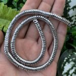 Yılan Parlak Gümüş Hematit Taşı 6x2 MM