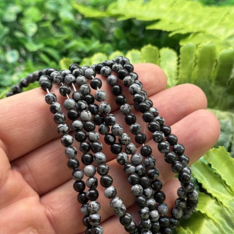 Kure Karli Obsidyen Tasi 4 Mm Kure Karli Obsidyen Tasi 4 Mm