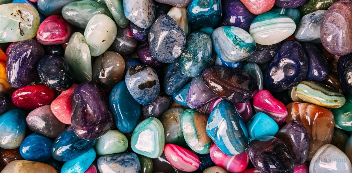 Kuvars Tasi Cesi̇tleri̇ Tamami