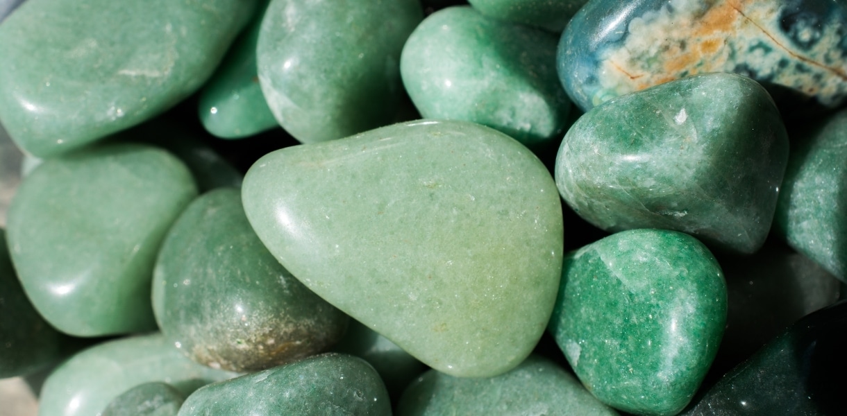 Aventurin Tasi Nedir Ozellikleri Anlami Faydalari Ve Kullanimi