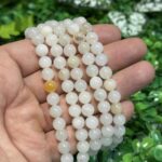 Kure Beyaz Akik Renkli Kuvars Tasi 8 Mm Kure Beyaz Akik Renkli Kuvars Tasi 8 Mm